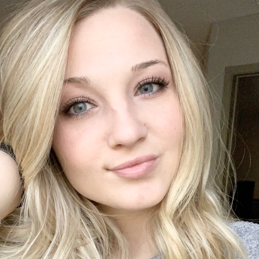Meet your Posher, Kasey